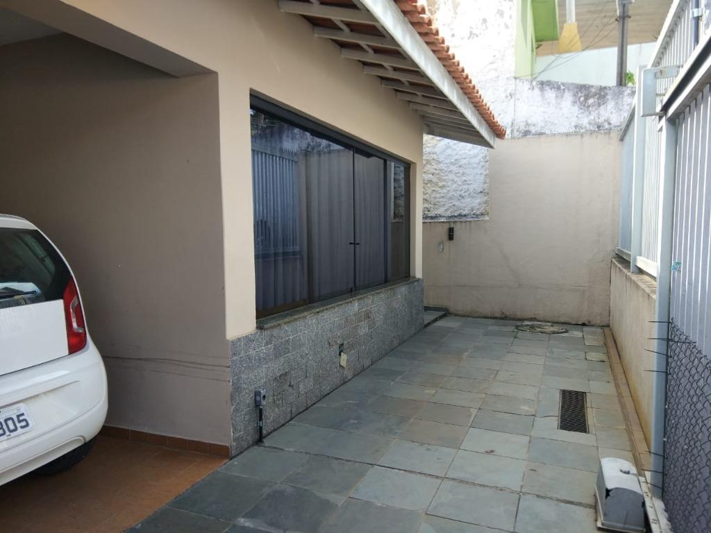 Casa à venda e aluguel com 3 quartos, 300m² - Foto 38