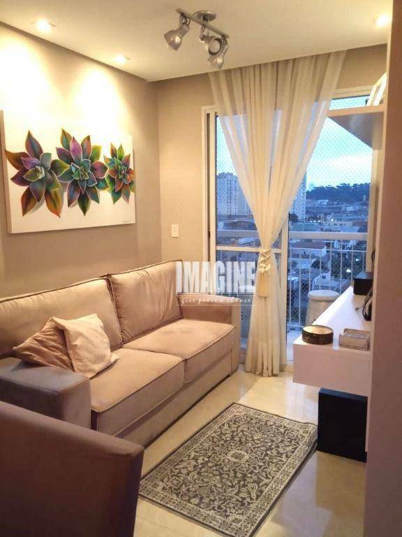 Apartamento à venda com 2 quartos, 50m² - Foto 1