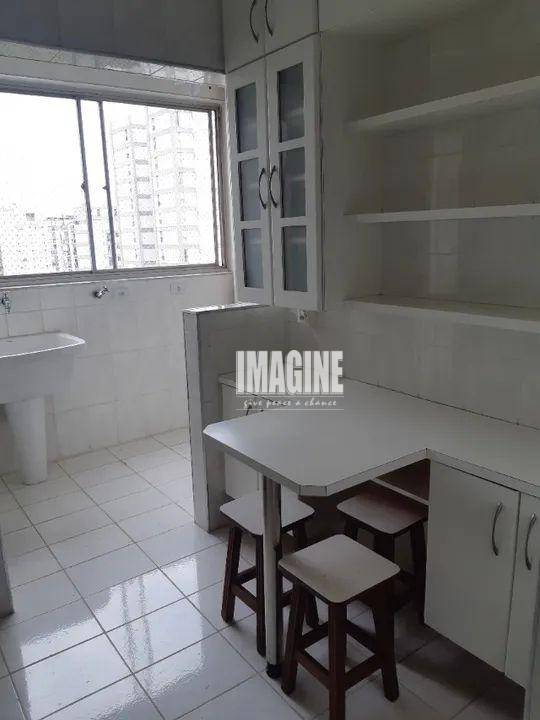 Apartamento à venda com 3 quartos, 90m² - Foto 7