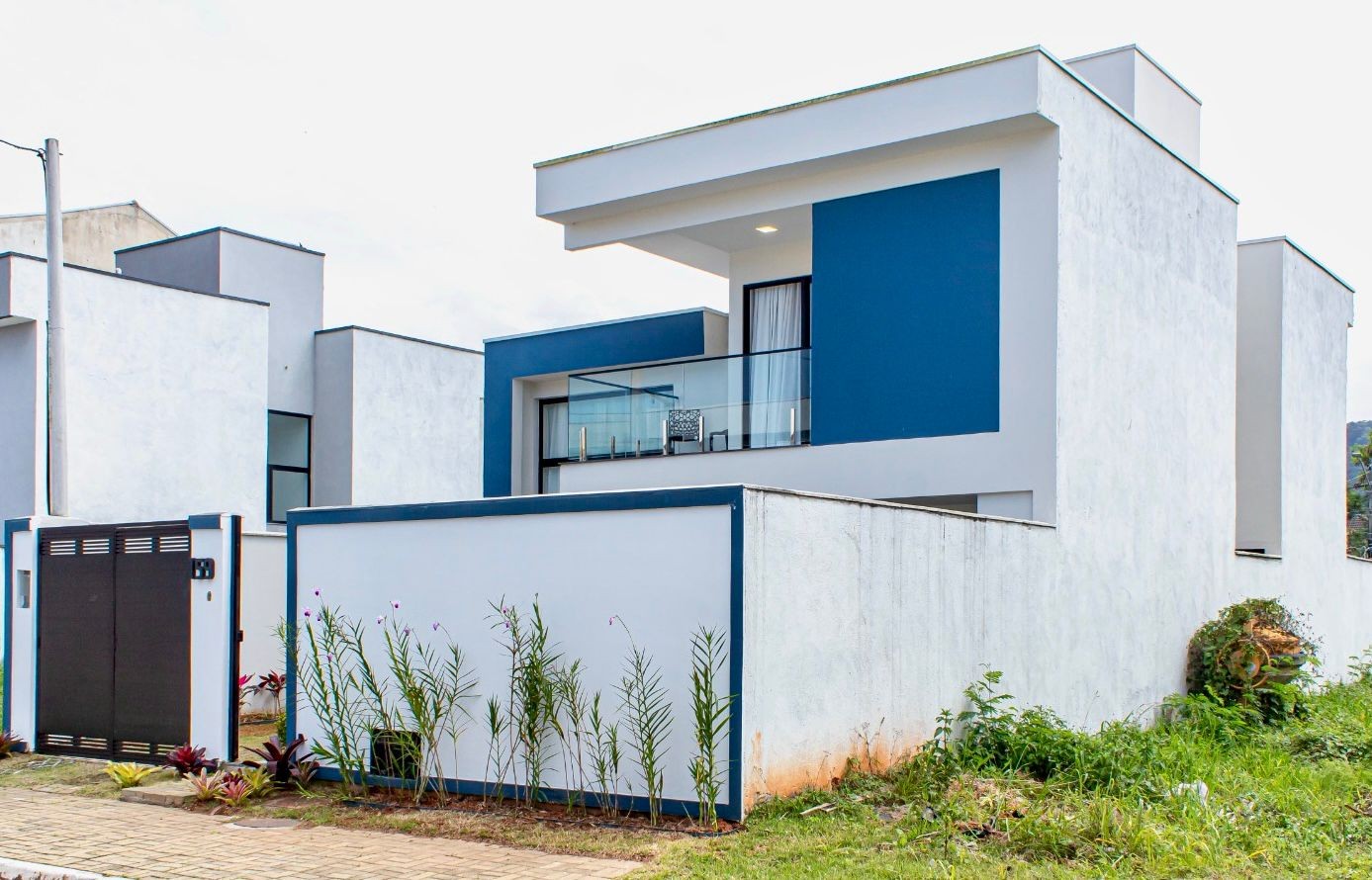 Casa de Condomínio à venda com 4 quartos, 180m² - Foto 3