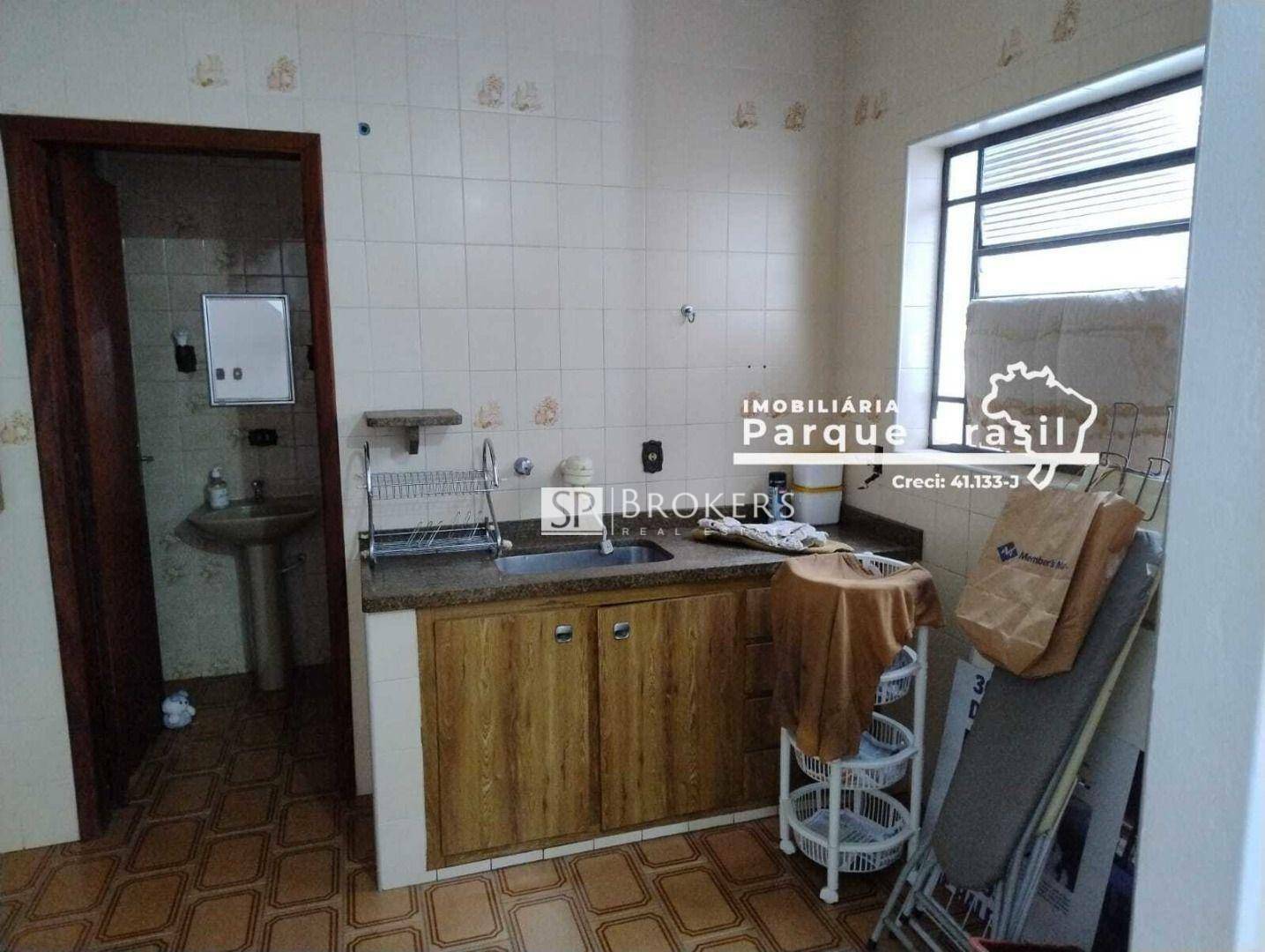 Casa à venda com 3 quartos, 200m² - Foto 49