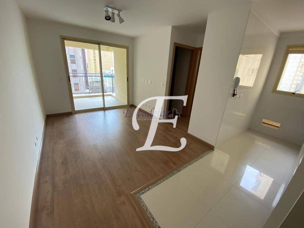 Apartamento à venda com 1 quarto, 44m² - Foto 1