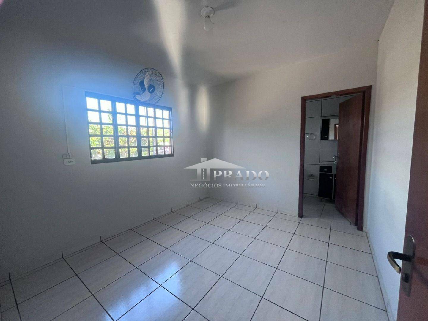 Casa para alugar com 2 quartos, 73m² - Foto 9