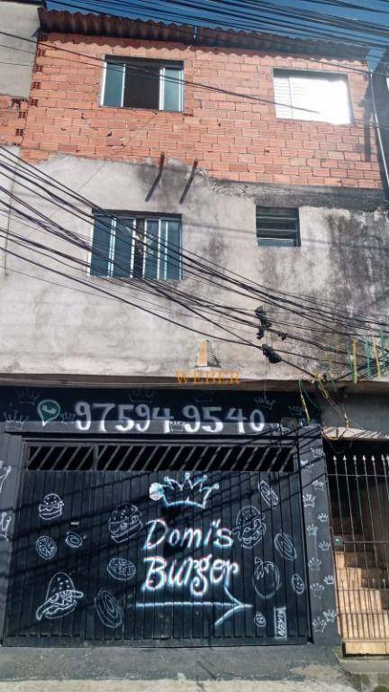 Sobrado à venda com 4 quartos, 95m² - Foto 1