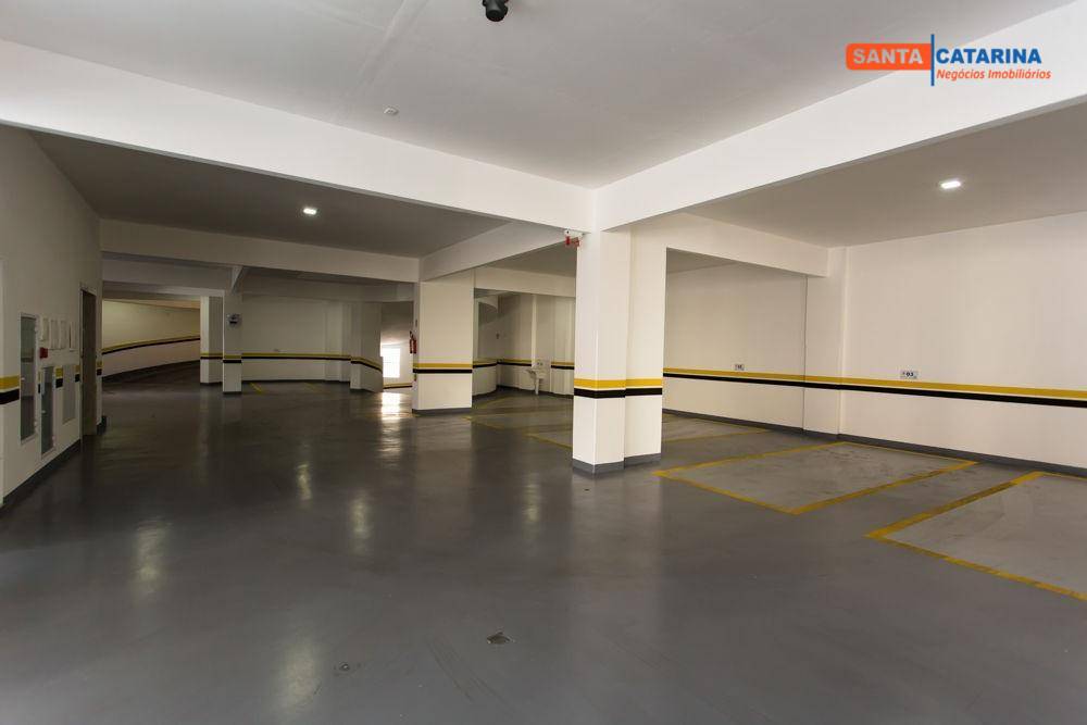 Apartamento à venda com 4 quartos, 150m² - Foto 36