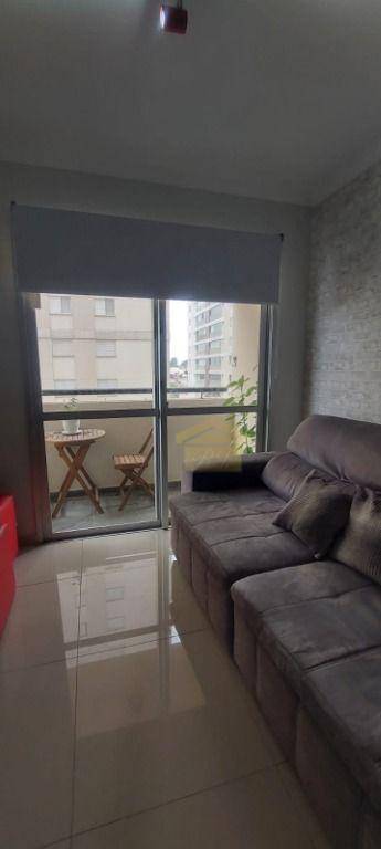 Apartamento à venda com 3 quartos, 81m² - Foto 2