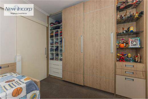 Apartamento à venda com 3 quartos, 151m² - Foto 18