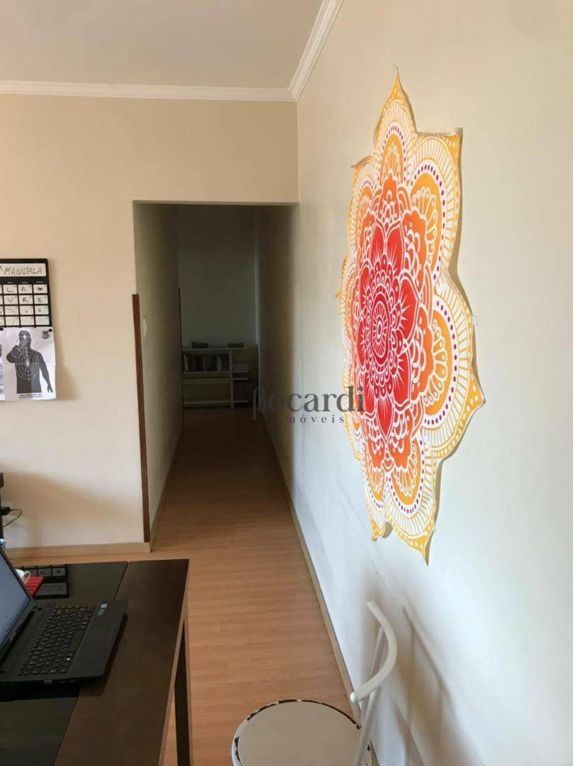 Apartamento à venda com 2 quartos, 110m² - Foto 2