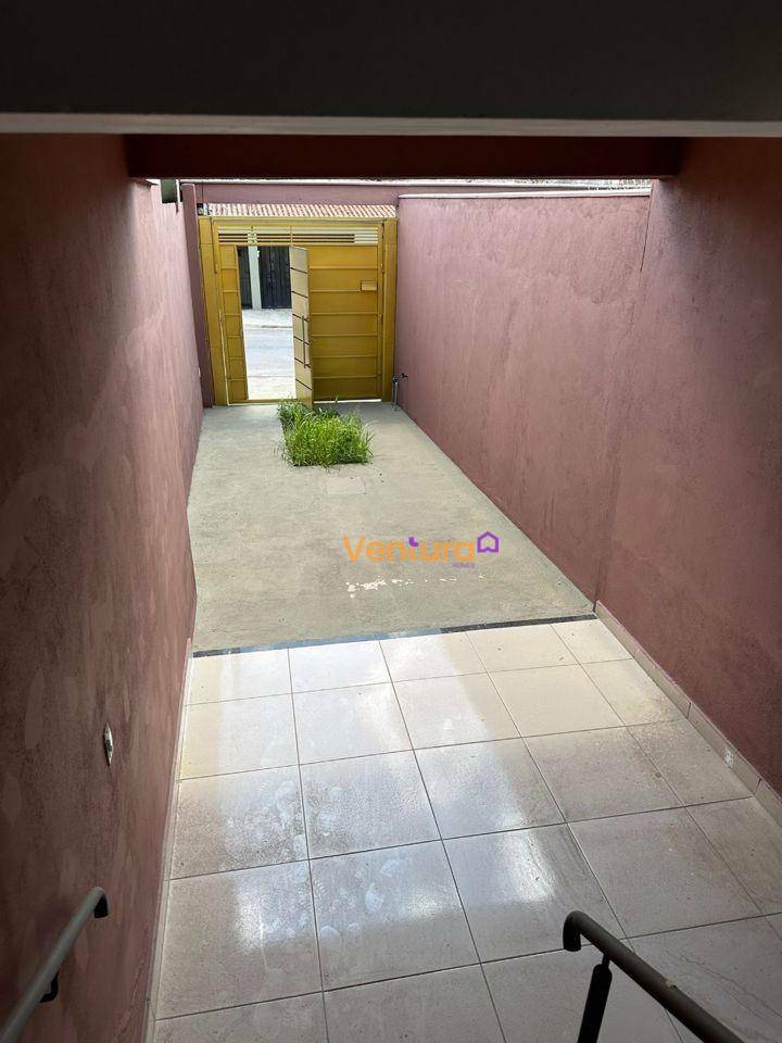 Casa à venda com 5 quartos, 230m² - Foto 34
