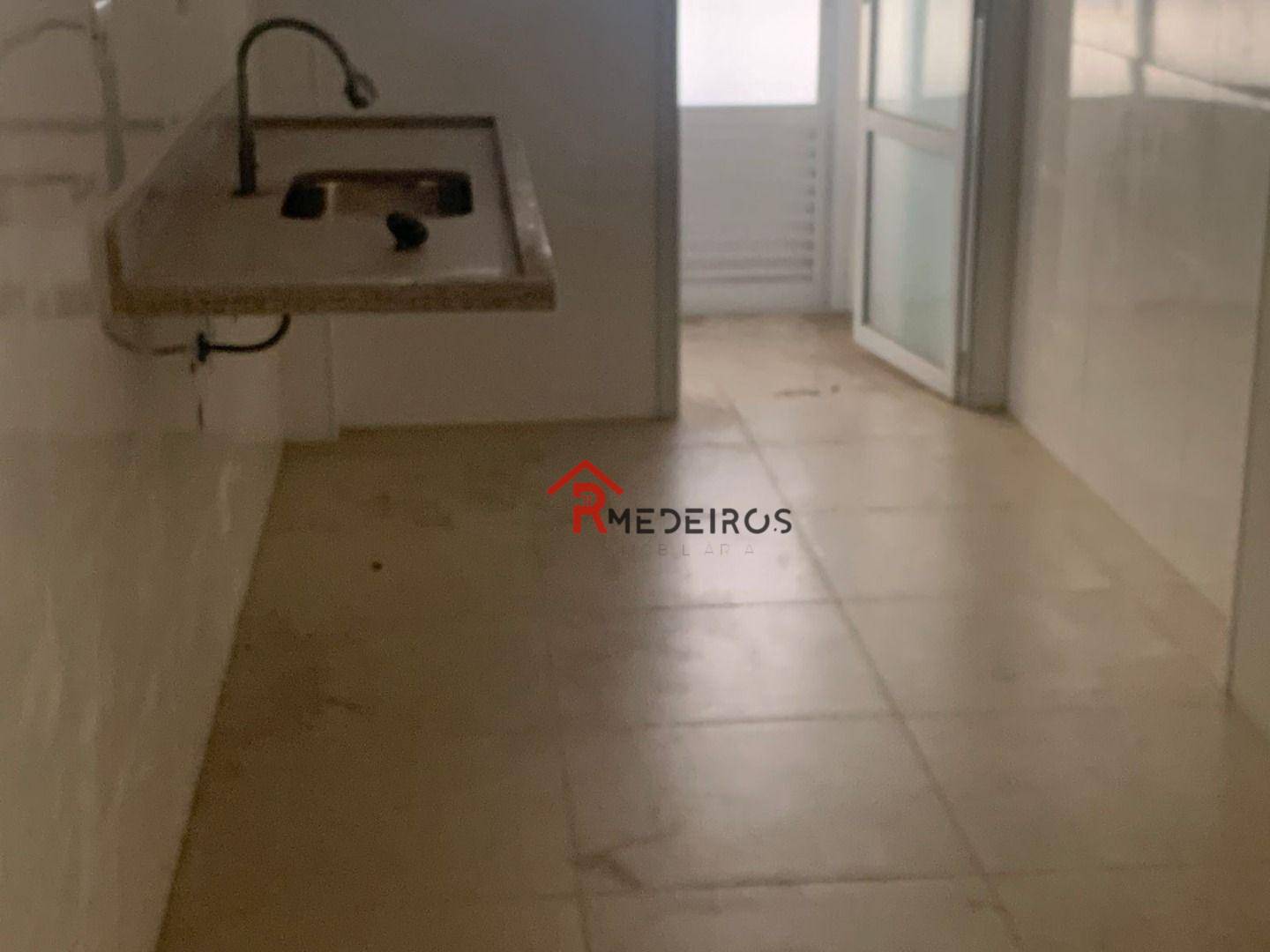 Apartamento à venda com 2 quartos, 99m² - Foto 11