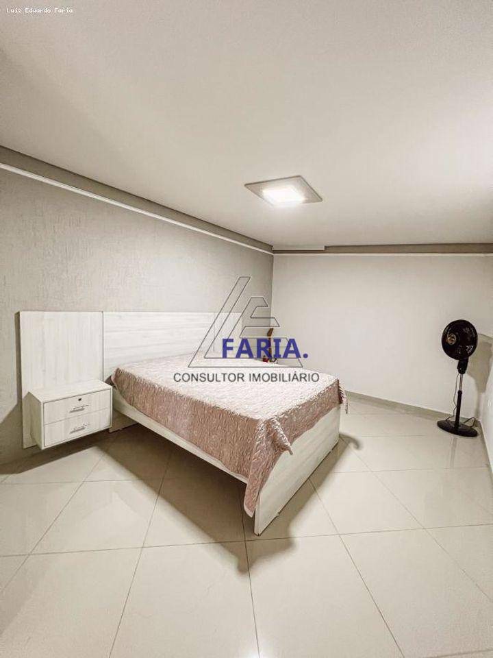 Apartamento à venda com 4 quartos, 213m² - Foto 11