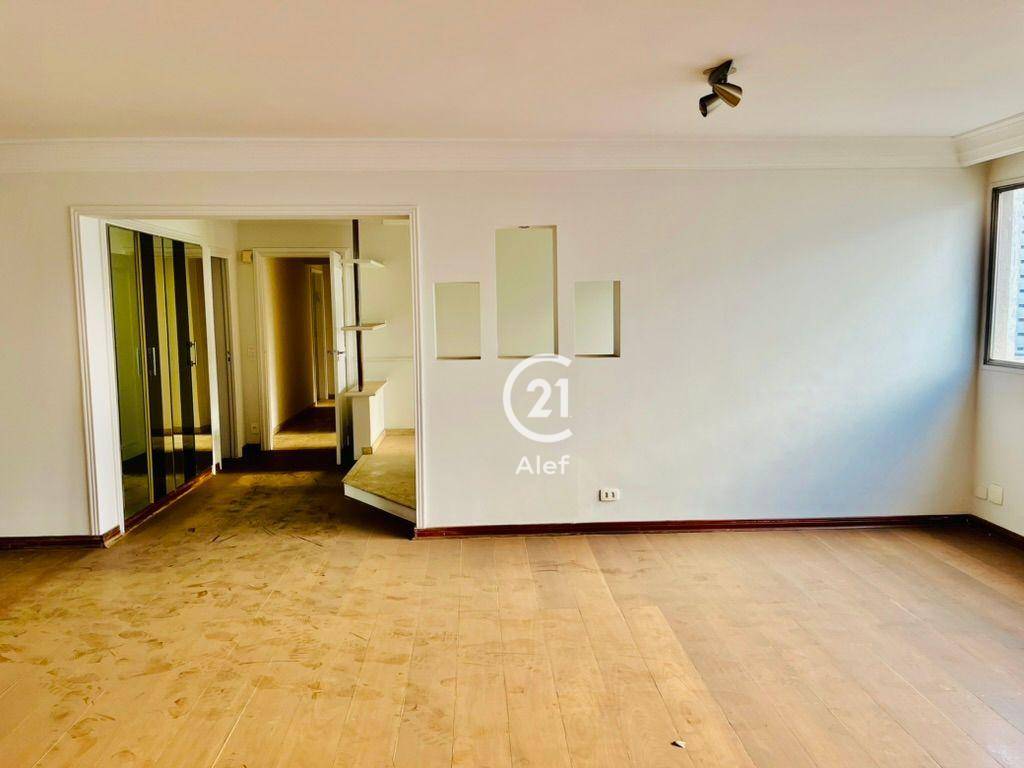 Apartamento à venda com 3 quartos, 167m² - Foto 25