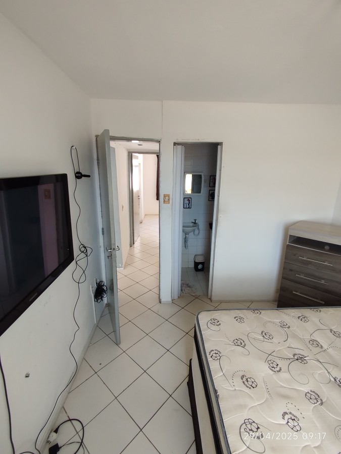 Apartamento para alugar com 2 quartos, 75m² - Foto 14