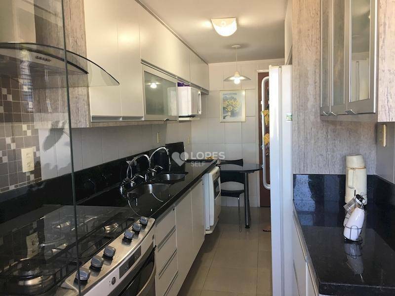 Apartamento à venda com 3 quartos, 120m² - Foto 9