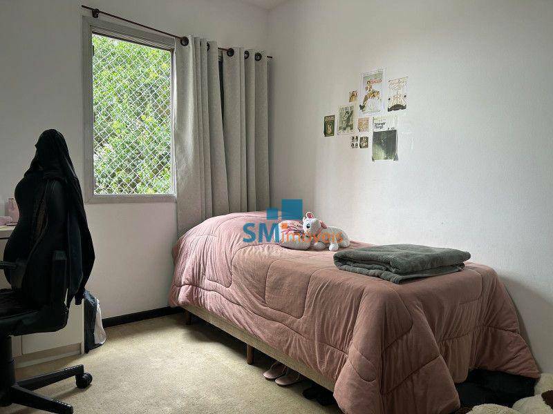 Apartamento à venda com 3 quartos, 135m² - Foto 6