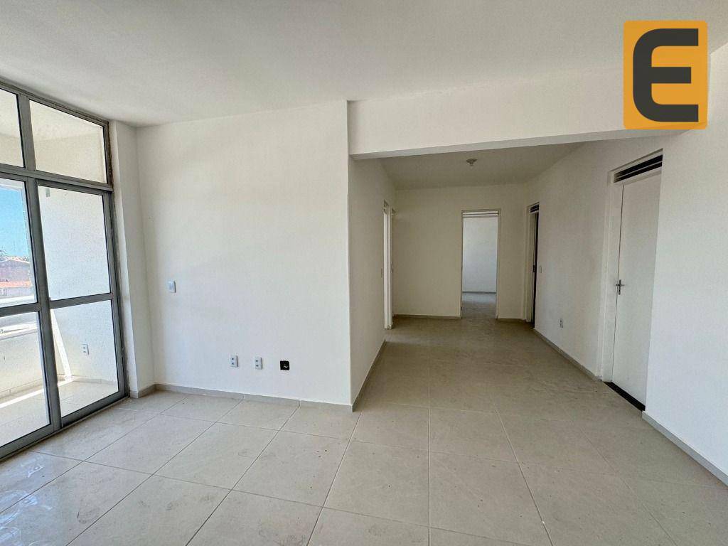 Apartamento para alugar com 3 quartos, 107m² - Foto 10