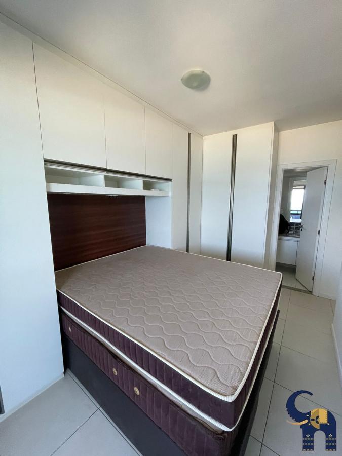 Apartamento à venda com 2 quartos, 71m² - Foto 10