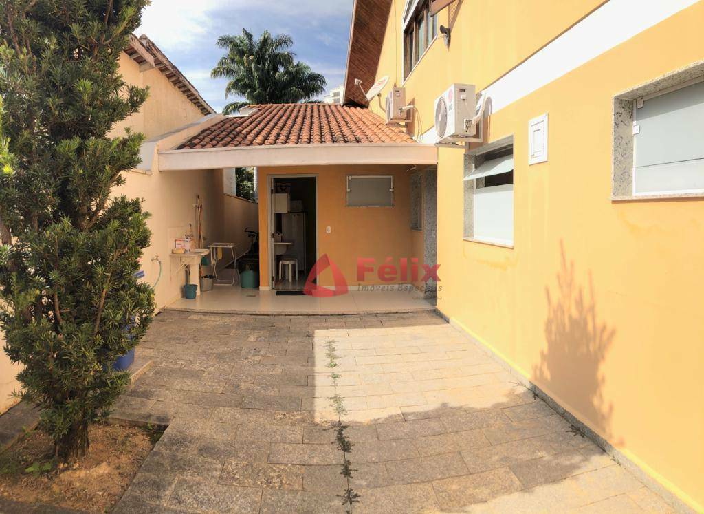 Casa à venda com 2 quartos, 480m² - Foto 19