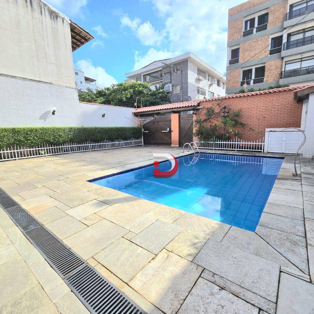 Sobrado à venda com 5 quartos, 250m² - Foto 3