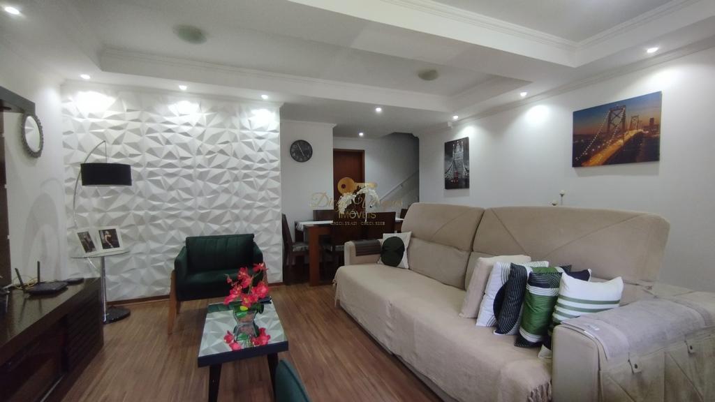 Casa de Condomínio à venda com 3 quartos, 124m² - Foto 2