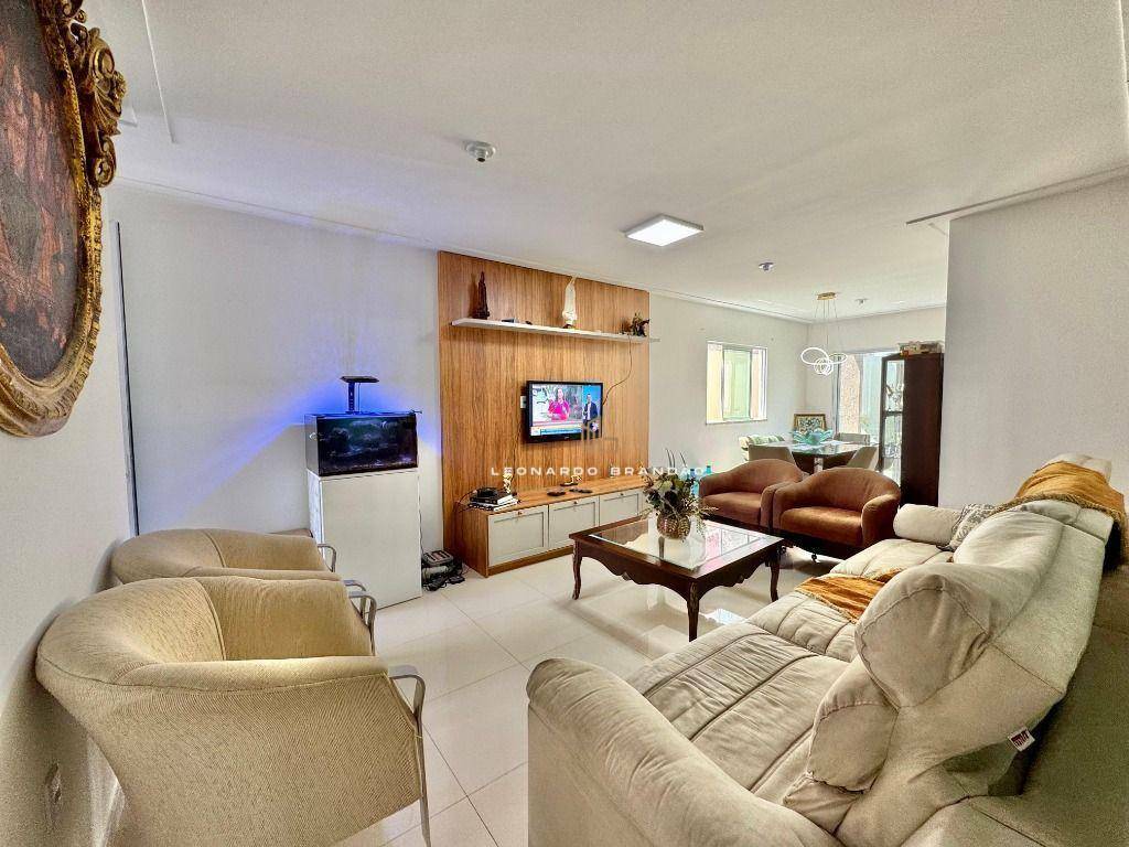 Casa à venda com 4 quartos, 149m² - Foto 8