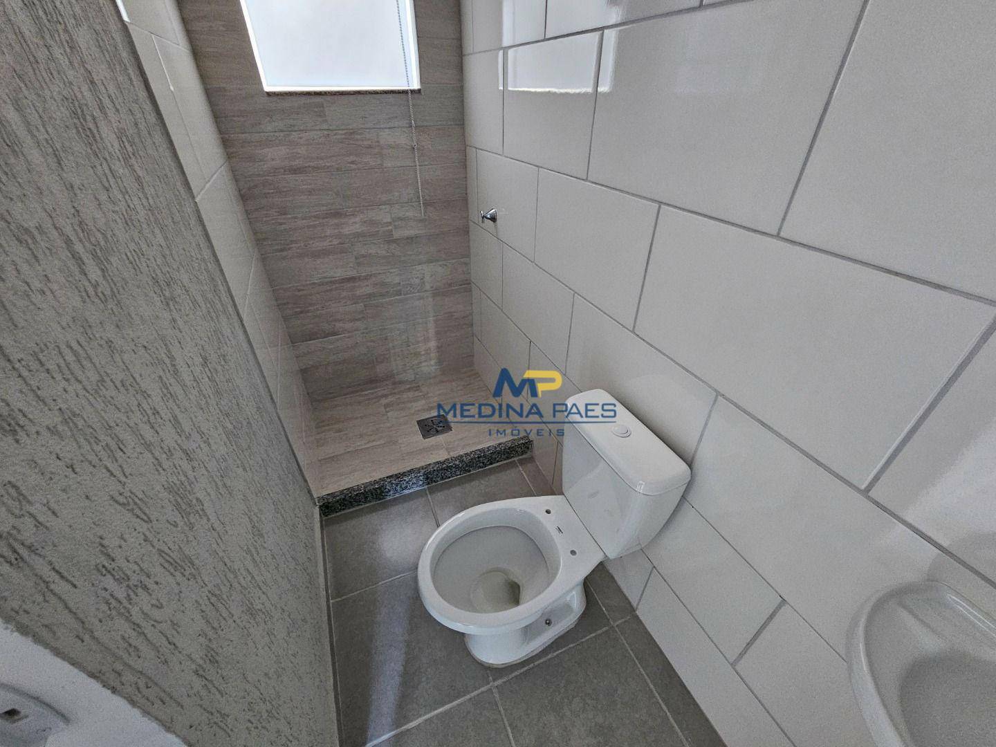 Casa à venda com 2 quartos, 55m² - Foto 5