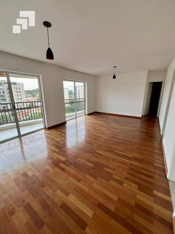 Apartamento para alugar com 4 quartos, 140m² - Foto 1