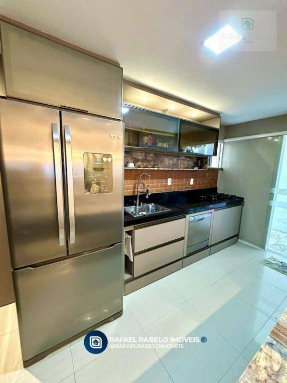 Casa à venda e aluguel com 3 quartos, 220m² - Foto 4
