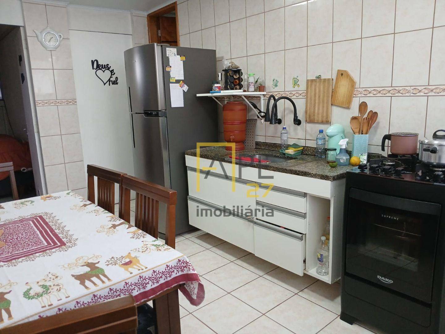 Apartamento à venda com 2 quartos, 62m² - Foto 4