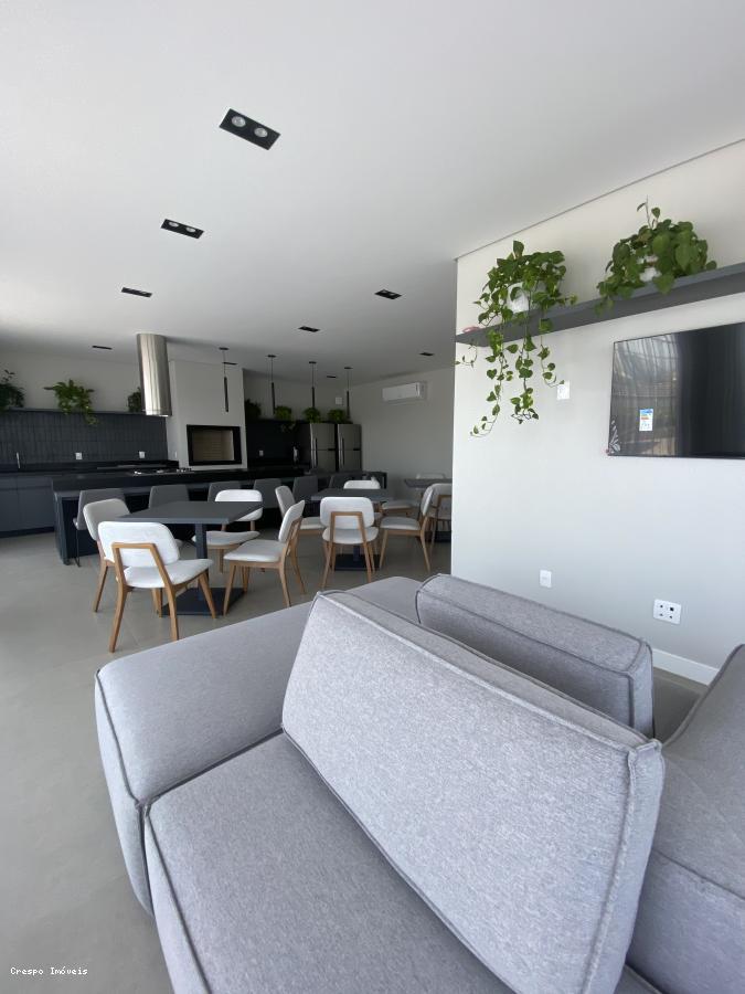 Apartamento à venda com 2 quartos, 65m² - Foto 18