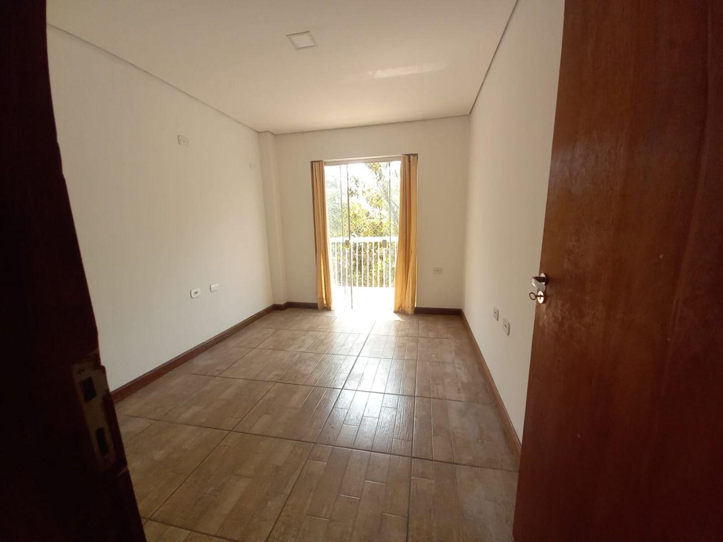 Sobrado à venda com 3 quartos, 200m² - Foto 9