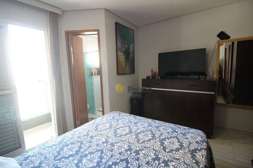 Apartamento à venda com 2 quartos, 70m² - Foto 14