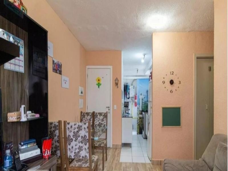 Apartamento à venda com 3 quartos, 75m² - Foto 4