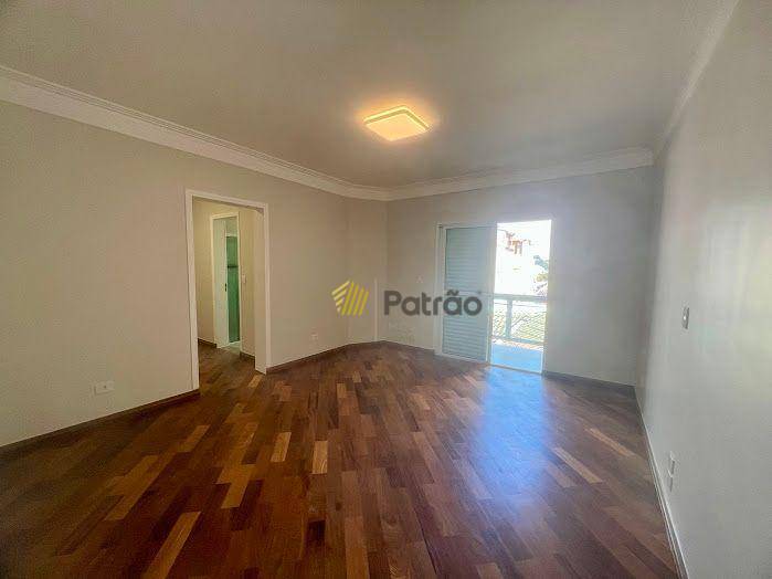 Sobrado à venda com 3 quartos, 244m² - Foto 33