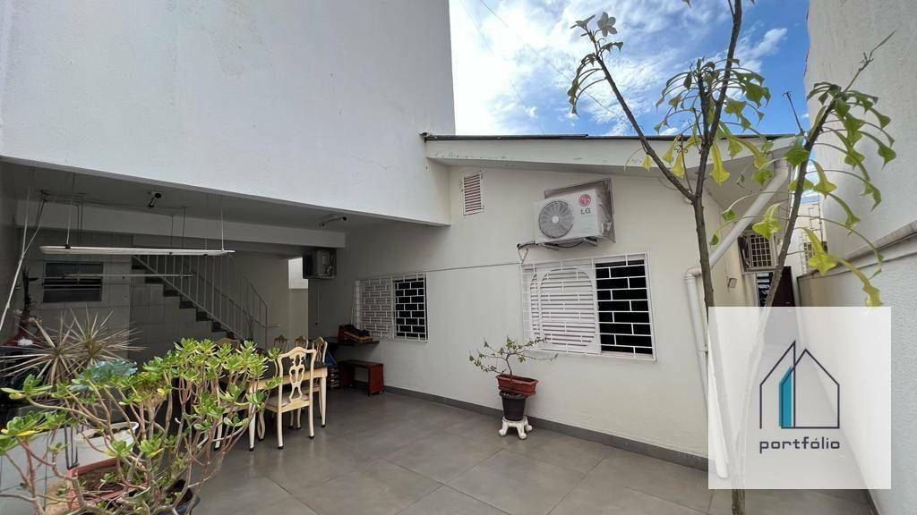 Casa à venda com 3 quartos, 197m² - Foto 17