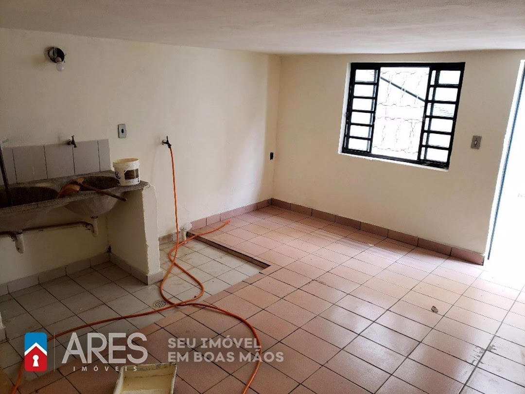 Casa para alugar com 2 quartos, 150m² - Foto 10