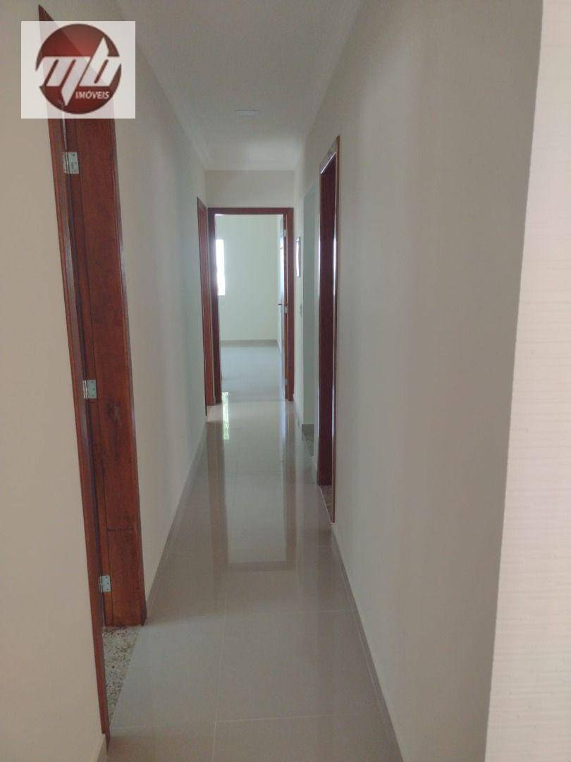 Casa à venda com 4 quartos, 200m² - Foto 13