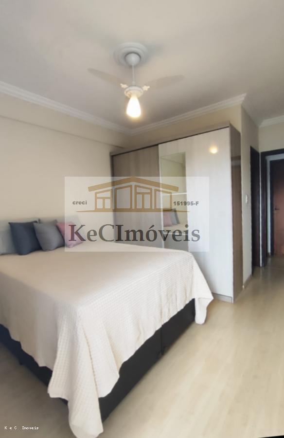 Apartamento à venda com 2 quartos, 72m² - Foto 15