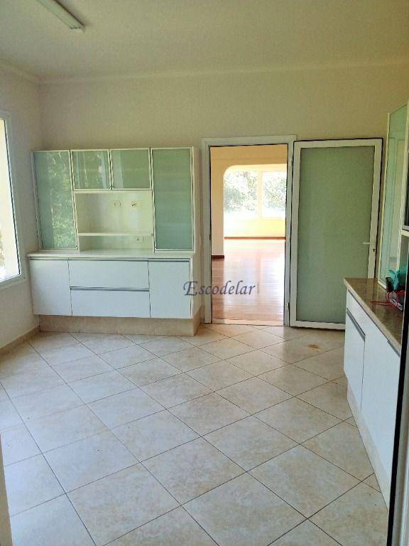 Casa à venda com 4 quartos, 600m² - Foto 12