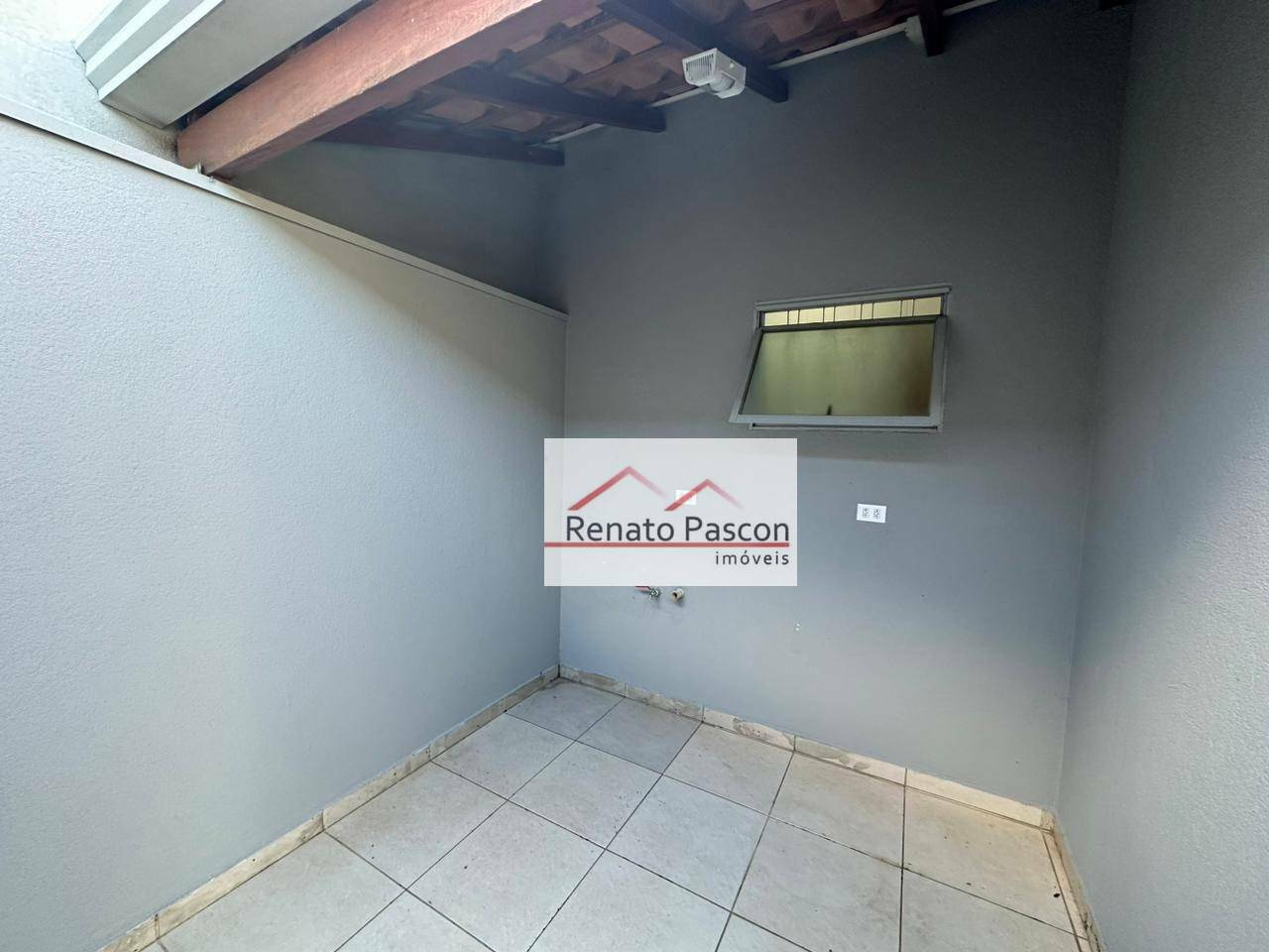 Casa à venda com 3 quartos, 100m² - Foto 9