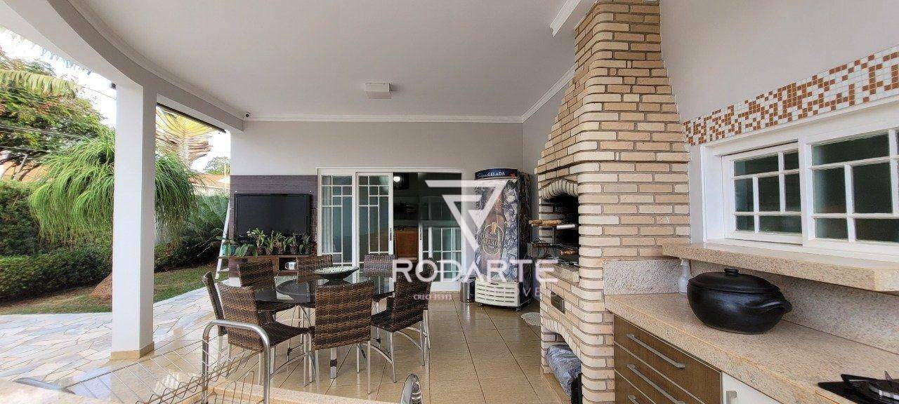 Casa à venda com 3 quartos, 250m² - Foto 13