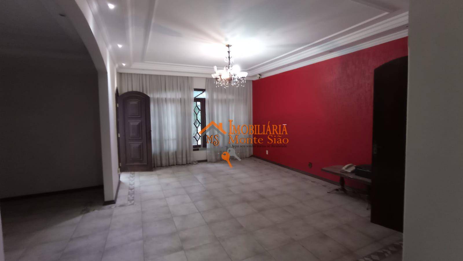 Sobrado à venda com 5 quartos, 570m² - Foto 1