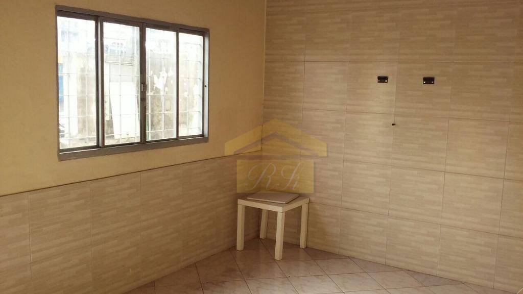 Casa à venda com 1 quarto, 150m² - Foto 1