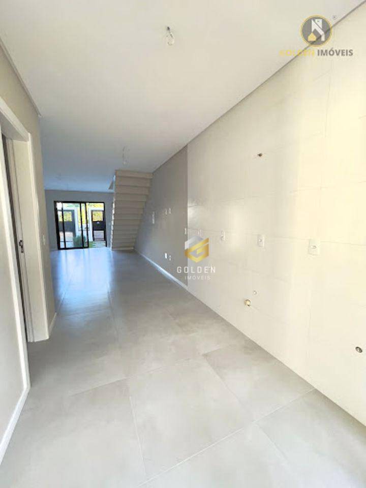 Sobrado à venda com 2 quartos, 90m² - Foto 3