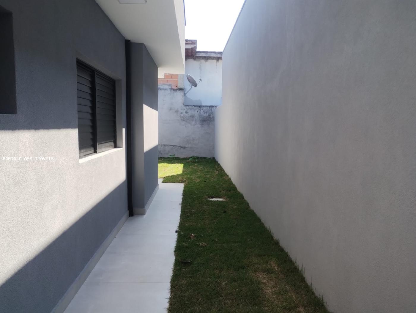 Casa à venda com 3 quartos, 245m² - Foto 27