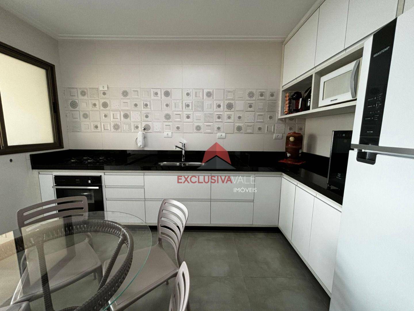 Apartamento à venda com 4 quartos, 108m² - Foto 4