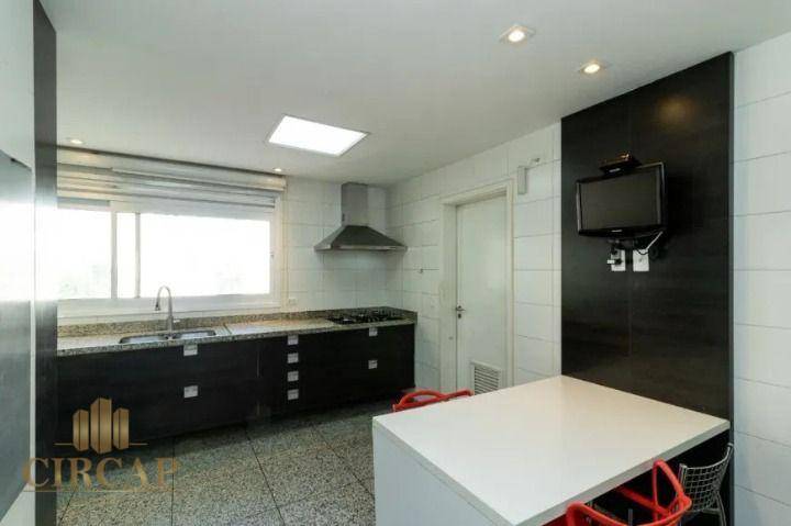 Apartamento à venda com 3 quartos, 220m² - Foto 24