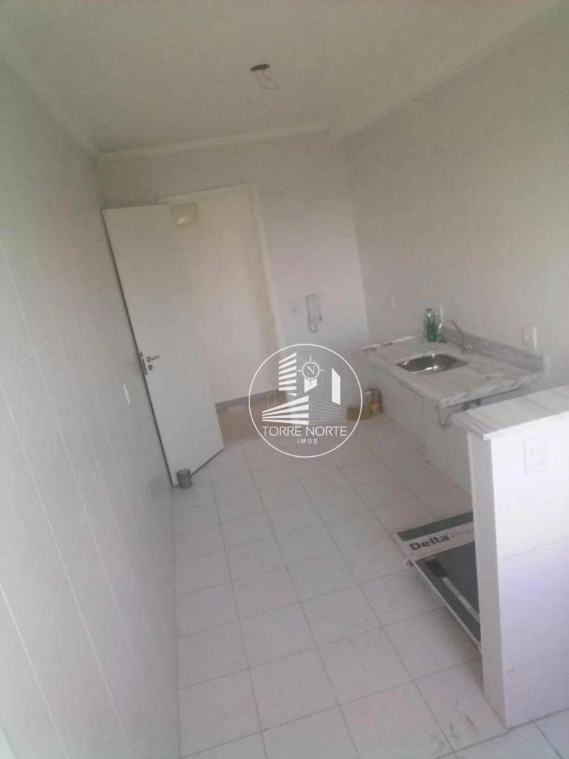 Apartamento à venda com 2 quartos, 58m² - Foto 4