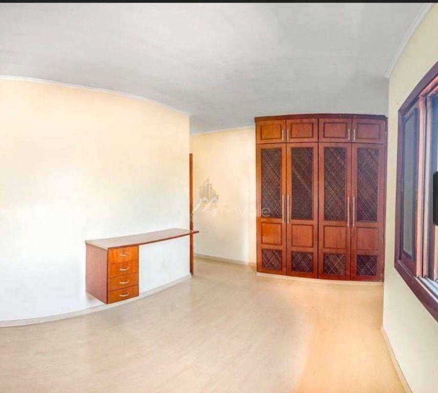 Casa à venda com 6 quartos, 318m² - Foto 2