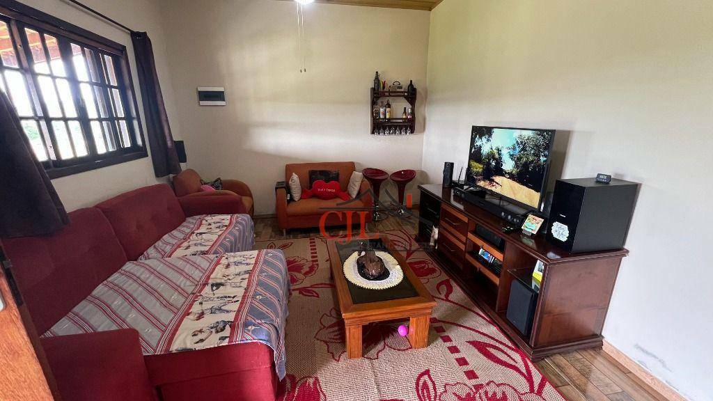 Chácara à venda com 3 quartos, 1300M2 - Foto 2